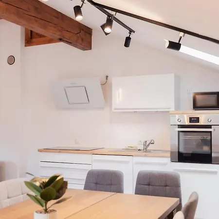 Daire Mihome - Grimming View Loft
