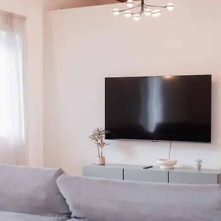 Daire Mihome - Grimming View Loft *
